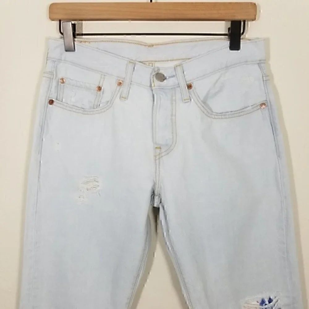 Levi's 501 Button Fly Floral Patch Distressed Jeans Size 26